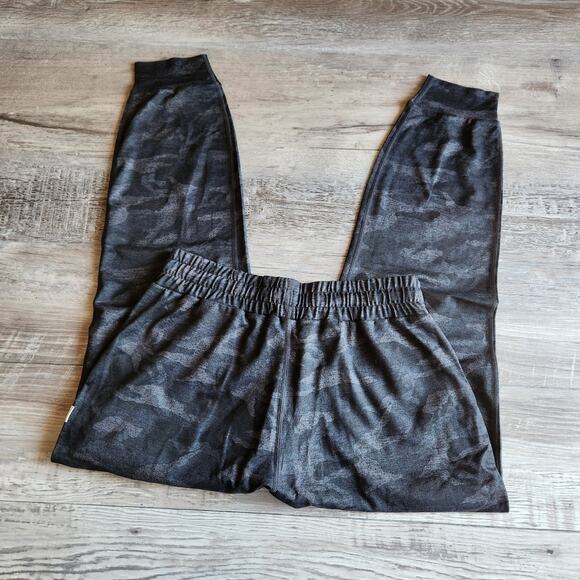 (XS) Vuori Joggers - Picture 4 of 4